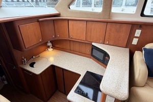2006 Silverton 38 Convertible thumbnail 16