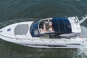 The Edge IV 60ft Sunseeker Yacht For Sale