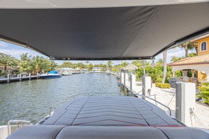 The Edge IV 60ft Sunseeker Yacht For Sale