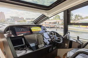 The Edge IV 60ft Sunseeker Yacht For Sale