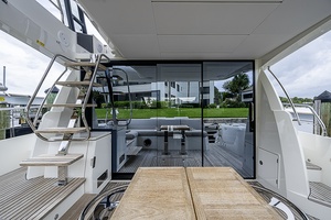 SIMMER DOWN 52ft Prestige Yacht For Sale