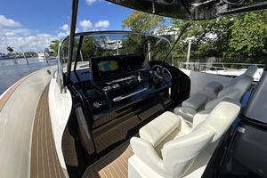 44FT (13.46M) SOLARIS