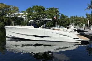 44FT (13.46M) SOLARIS yacht for sale