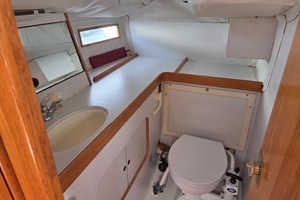 Sea Squatch 34ft Beneteau Yacht For Sale