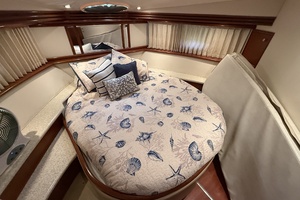 Regina Rae 46ft Carver Yacht For Sale