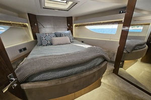 REFLECTION 52ft Sea Ray Yacht For Sale