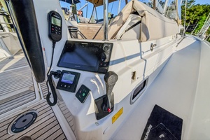 48FT (14.78M) JEANNEAU