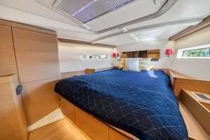 2019 Jeanneau Sun Odyssey 490 thumbnail 52