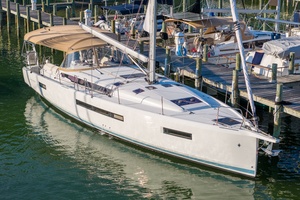 48FT (14.78M) JEANNEAU yacht for sale