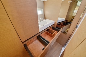 2019 Jeanneau Sun Odyssey 490 thumbnail 61