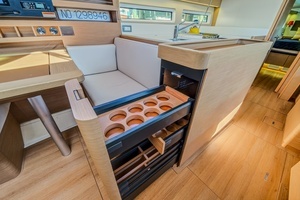 2019 Jeanneau Sun Odyssey 490 thumbnail 33