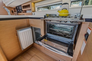 2019 Jeanneau Sun Odyssey 490 thumbnail 29