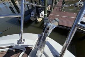 2023 Beneteau Antares 11 thumbnail 8