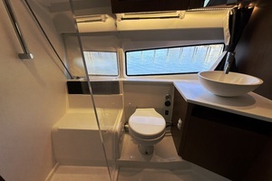 2023 Beneteau Antares 11 thumbnail 24