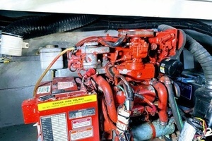1999 Sea Ray 370 Express thumbnail 57