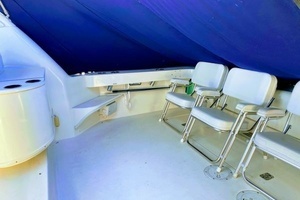 1999 Sea Ray 370 Express thumbnail 22