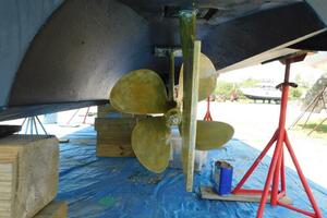 33ft Wellcraft Yacht For Sale