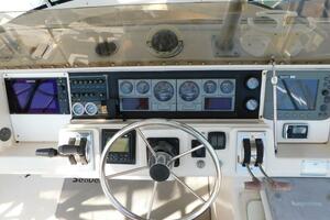 33ft Wellcraft Yacht For Sale