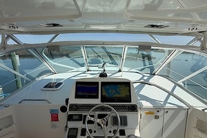 33ft Rampage Yacht For Sale