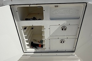 33ft Rampage Yacht For Sale