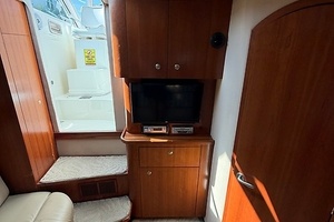 33ft Rampage Yacht For Sale