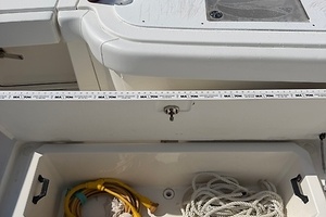 33ft Rampage Yacht For Sale