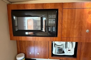 33ft Rampage Yacht For Sale