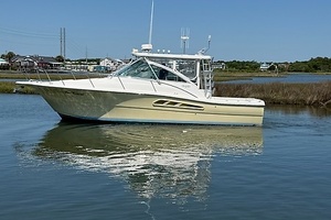 33ft Rampage Yacht For Sale