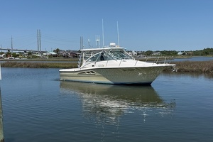 33ft Rampage Yacht For Sale