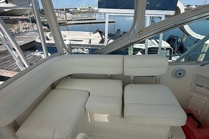33ft Rampage Yacht For Sale