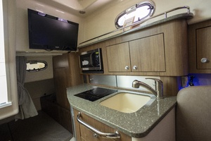 31ft Boston Whaler Yacht For Sale