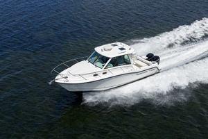 31ft Boston Whaler Yacht For Sale