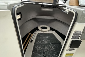 22ft Bayliner Yacht For Sale