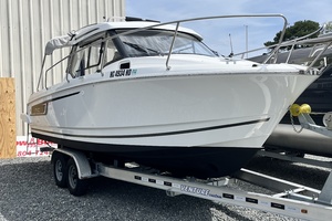 GERONIMO 27ft Jeanneau Yacht For Sale