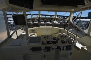 The Cowboy s Hat 50ft Hatteras Yacht For Sale