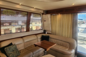 53ft Carver Yacht For Sale