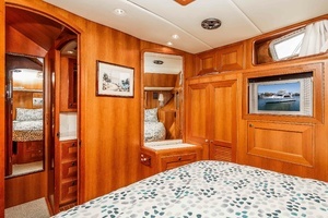 2005 Offshore Yachts Pilothouse thumbnail 33