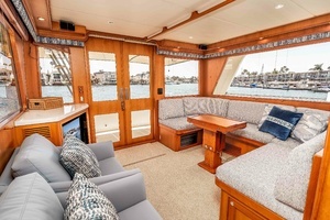 2005 Offshore Yachts Pilothouse thumbnail 21