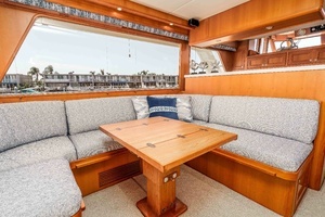 2005 Offshore Yachts Pilothouse thumbnail 19
