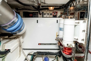 2005 Offshore Yachts Pilothouse thumbnail 40