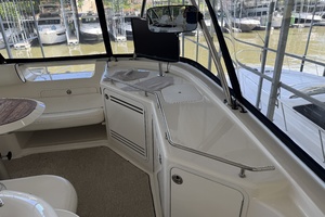 58FT (17.68M) SEA RAY