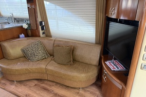 58FT (17.68M) SEA RAY