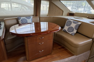 58FT (17.68M) SEA RAY