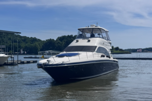  2005 Sea Ray 550 SEDAN BRIDGE Yacht For Sale in Lake Ozark MO