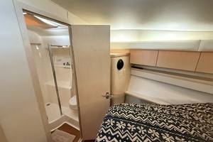 1995 Tiara Yachts 4000 Express thumbnail 34