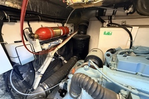 1995 Tiara Yachts 4000 Express thumbnail 65