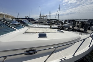 1995 Tiara Yachts 4000 Express thumbnail 12