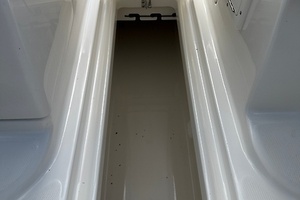 23ft Boston Whaler Yacht For Sale