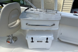 23ft Boston Whaler Yacht For Sale
