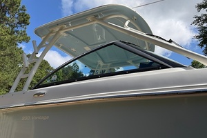 23ft Boston Whaler Yacht For Sale